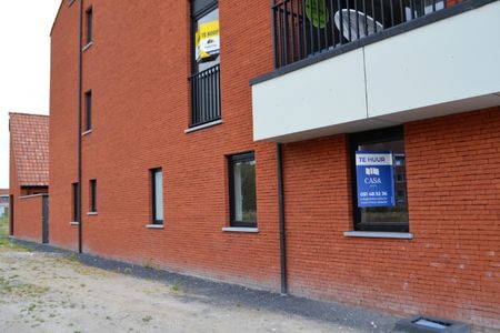 Gelijksvloers 2-Slaapkamer appartement met terras en parkeerplaats - Photo 5