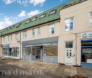 Tattenham Way, Tadworth, Burgh Heath - Photo 3