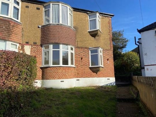 2 bedroom maisonette to rent - Photo 1