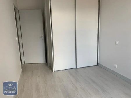 Appartement à louer 3 pièces 62.76m² - Photo 3