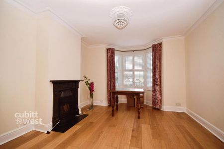 3 bedroom terraced house to rent - Photo 2