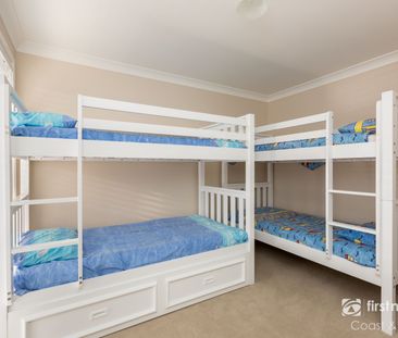 Fully Furnished Family Home - Photo 6