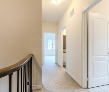 For Lease - 83 Great Falls Boulevard, Hamilton, Ontario - Photo 2