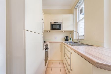 1 Bedroom Apartment, Bedford Court Mansions, Adeline Place, Bloomsbury, WC1B - Photo 5