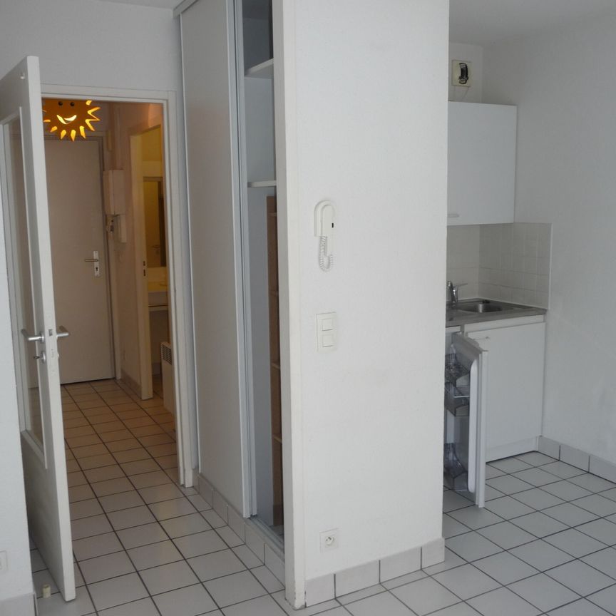 STUDIO PROCHE FACULTES – SECTEUR SALINS - Photo 1