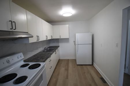For Lease - 2991 Islington Avenue Unit# Upper, Toronto, Ontario - Photo 2