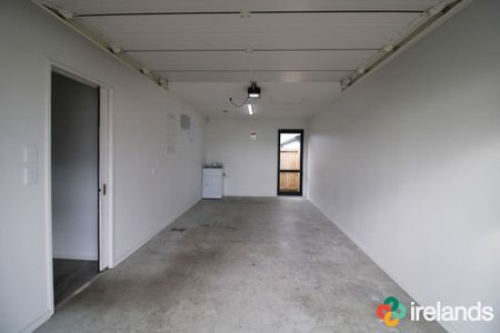 Lovely Three Bedroom Townhouse in Wigram - Photo 4