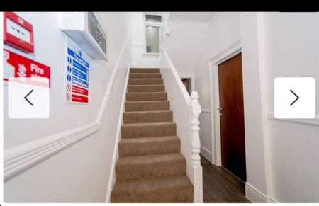 Room in a Shared House, Green Lane, IG3 - Photo 5