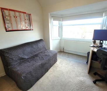 3 bedroom semi-detached house to rent - Photo 5