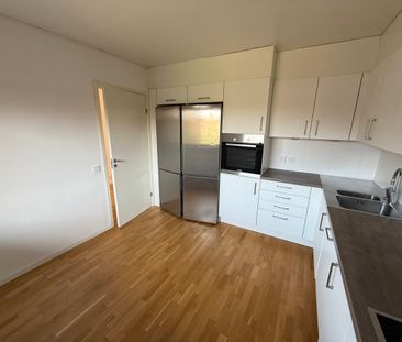Bjäregatan 19 – 2 rok (lgh 1302) - Foto 4