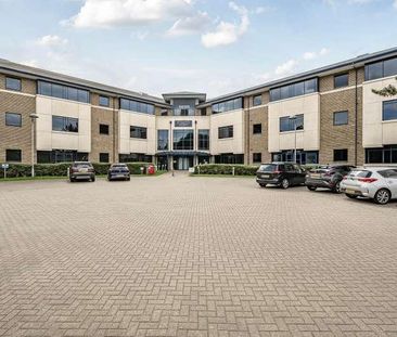 Chertsey, Surrey, KT16 - Photo 5