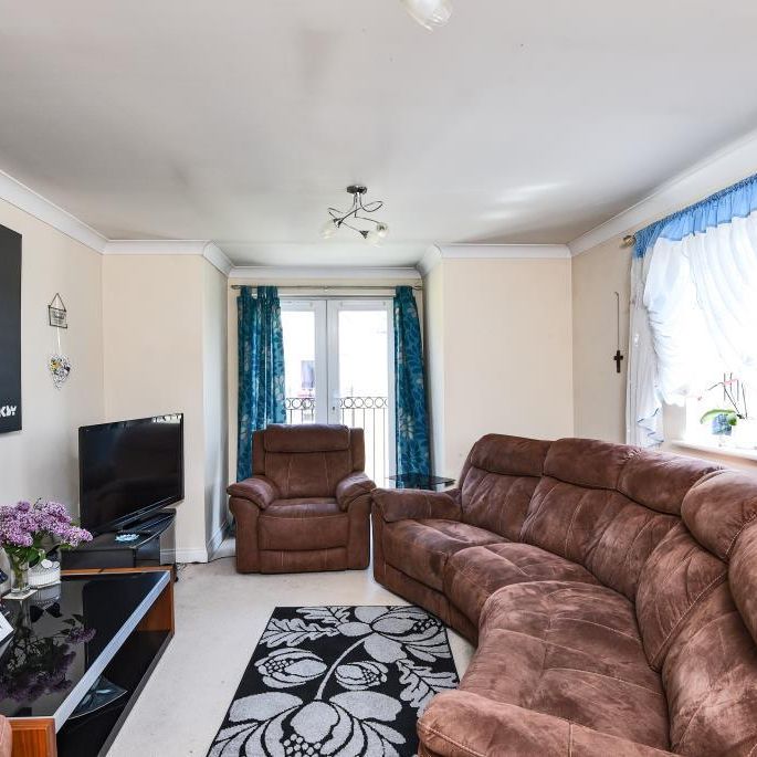 2 bedroom flat to rent - Photo 1