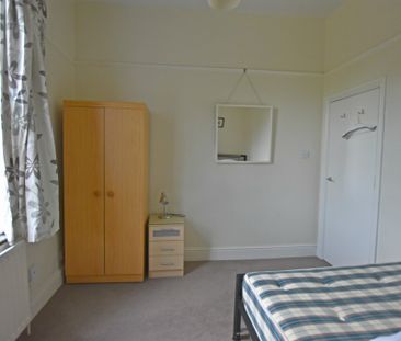 2 Bedroom Apartment - Photo 5