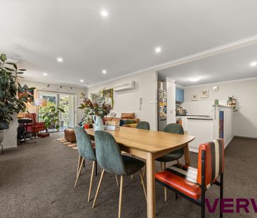 FABULOUS TWO-BEDROOM APARTMENT - Photo 6