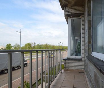 Lichtrijk twee slaapkamer appartement te huur in Oostende - Photo 2