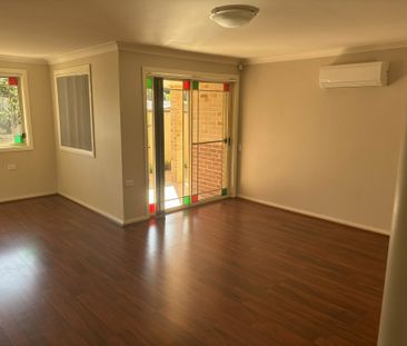 Spacious 2 Bedroom Villa in Quiet Location - Photo 3