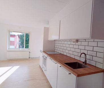 Bjursätragatan, Bandhagen - Photo 3