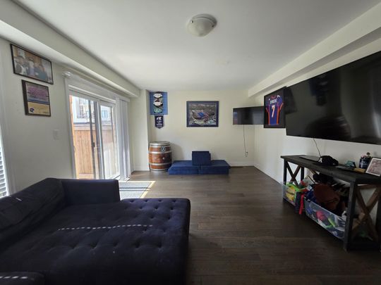 For Lease - 3 Vaudeville Drive, Toronto, Ontario - Photo 1