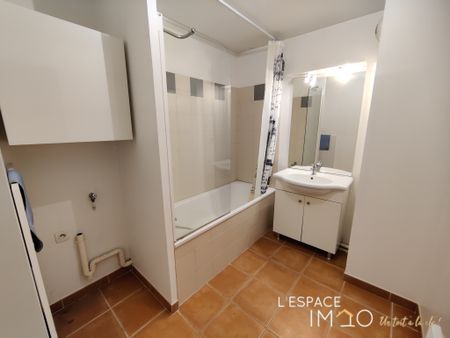 Location Appartement 2 pièces 38m² CAVAILLON 84300 - Photo 3