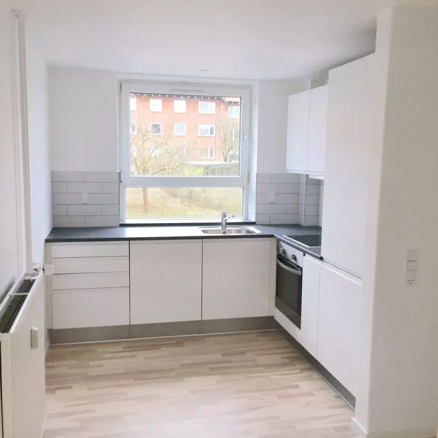 Lys og indbydende lejlighed nær vand og park - Photo 1