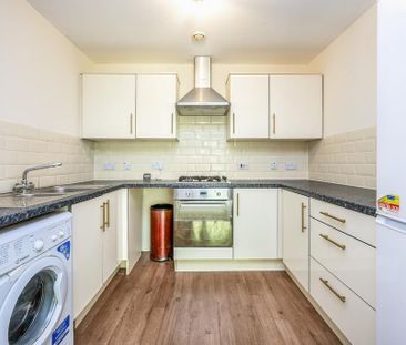 2 bedroom apartment to rent - Photo 2
