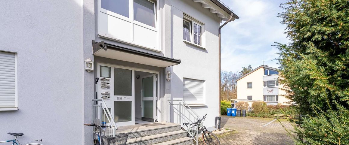 Frisch renovierte 5-Zimmer-EG-Wohnung mit 2 Bädern – ideal für Familien! - Photo 1
