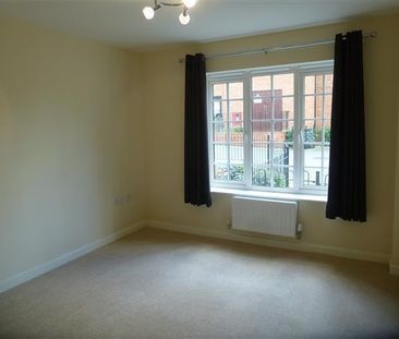 Wroughton Road, Aylesbury, Wendover - Photo 1