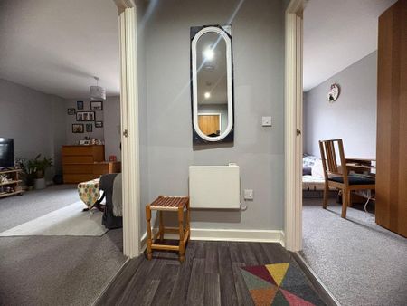 1 bedroom flat to rent - Photo 4