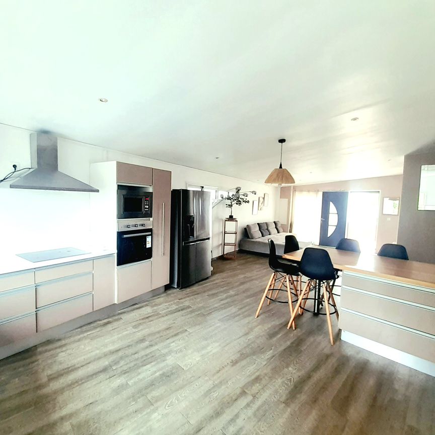 Location Maison 4 pièces 100m² LE TAMPON 97430 - Photo 1