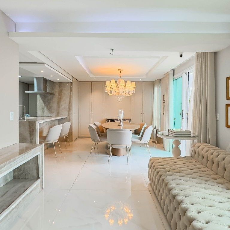 Apartamento com 3 quartos e 175m² para alugar em Três Figueiras, Porto Alegre. - Foto 1