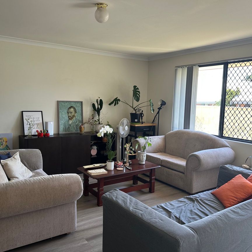 East Victoria Park - Photo 1