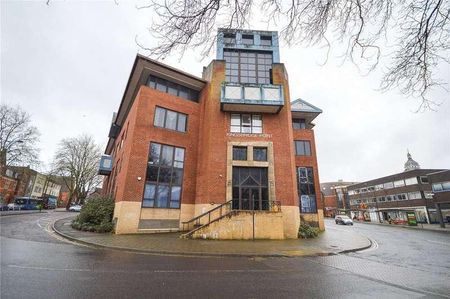 Kingsbridge Point, Town Centre, Swindon, SN1 - Photo 4