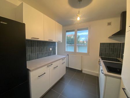 Location Appartement 3 pièces 55m² VALENCE 26000 - Photo 4