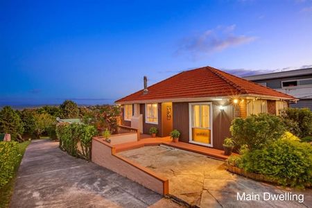 Unit 1, 81 Litten Road, Cockle Bay, Auckland - Photo 4