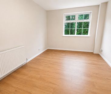 Highridge Close, Epsom, Surrey, KT18 5HF - Photo 4