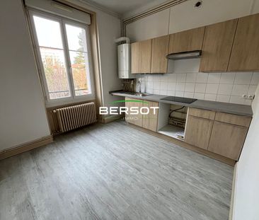 Appartement T3 avenue fontaine argent proche boucle Besançon - Photo 6