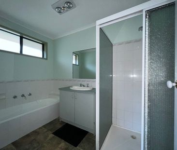 Charming 2 Bedroom Unit - Photo 6