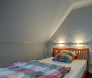 Furnished top floor apartment in Oberföhring - Photo 5