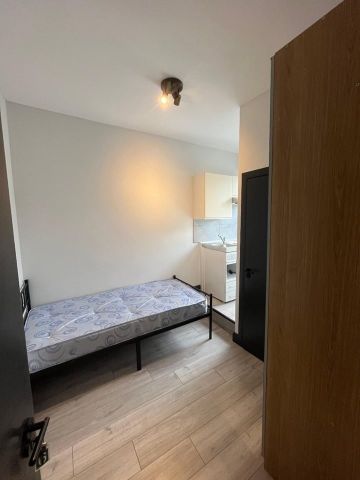 Studio Flat, London, W5 - Photo 3