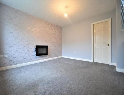 3 Bedroom Semi Detached To Let - Photo 1