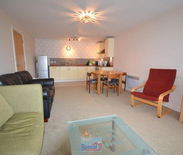 2 bedroom flat to rent - Photo 3