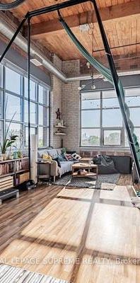 MUST SEE POST AND BEAM LOFT 2 BEDS 1 BATH RONCE ADDRESS - Photo 1