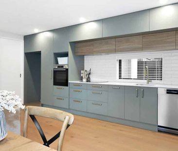 Modern 3-Bedroom Townhouse in Prime St Albans Location - Photo 4