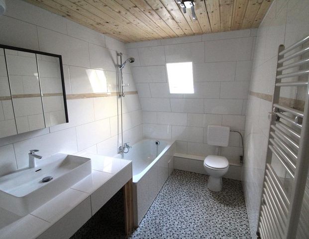 Schicke 2 Zimmer Wohnung Nähe Zentrum In 08523 Plaue - Photo 1