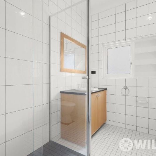 Art Deco Inspired - Photo 1