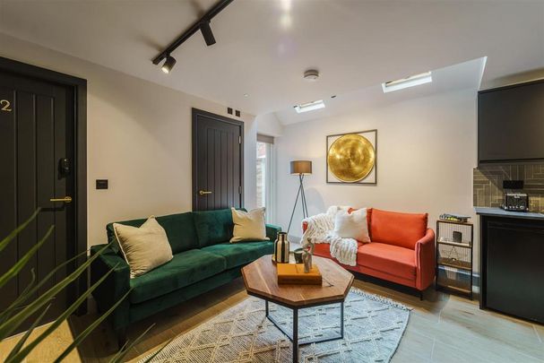 1 bedroom in a house share to rent - Photo 1