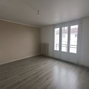 À louer / Appartement F3 AVEC GARAGE / BESANCON QUARTIER HAUT CHAPRAIS 17 rue de la croix de Palente - Photo 2