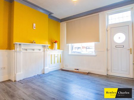 3 Bedroom Mid Terraced House For Rent - Photo 2