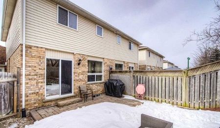 For Lease - 35 Critcher Avenue, Cambridge, Ontario - Photo 5