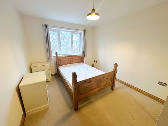 A 2 Bedroom Apartment Instruction to Let in St Leonards-on-Sea - Photo 1